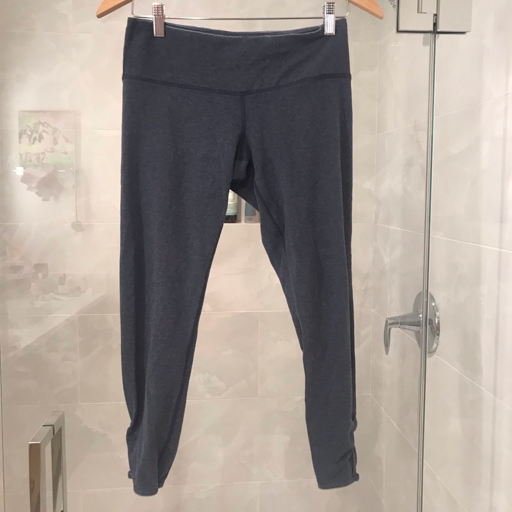 New Lululemon Cropped Leggings “DHANURASANA Crop II”